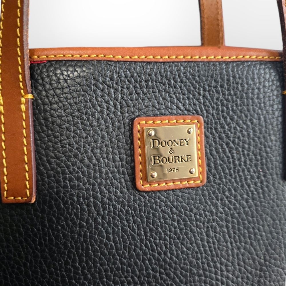 DOONEY & BOURKE BLACK PEBBLE LEATHER BLACK AND TAN CHARLESTON SHOPPER - Picture 7 of 8